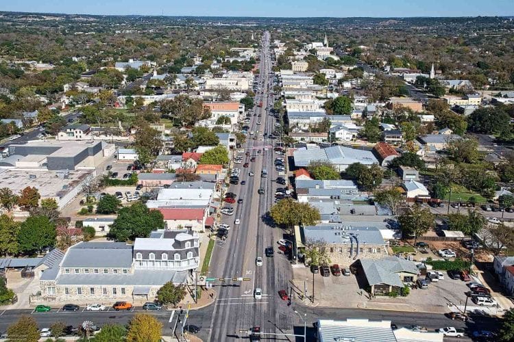 10 Famous Singers from Texas