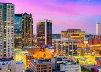 10 Famous Singers from Alabama