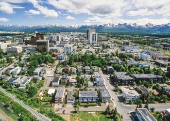 10 Famous Singers from Alaska