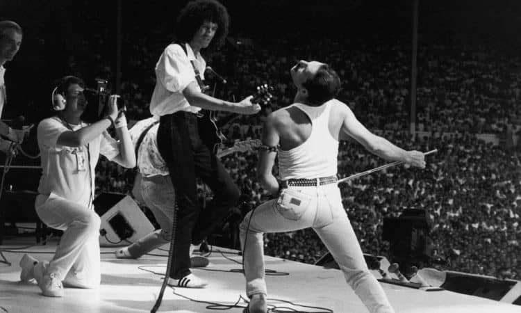 15 Best Singers of All Time