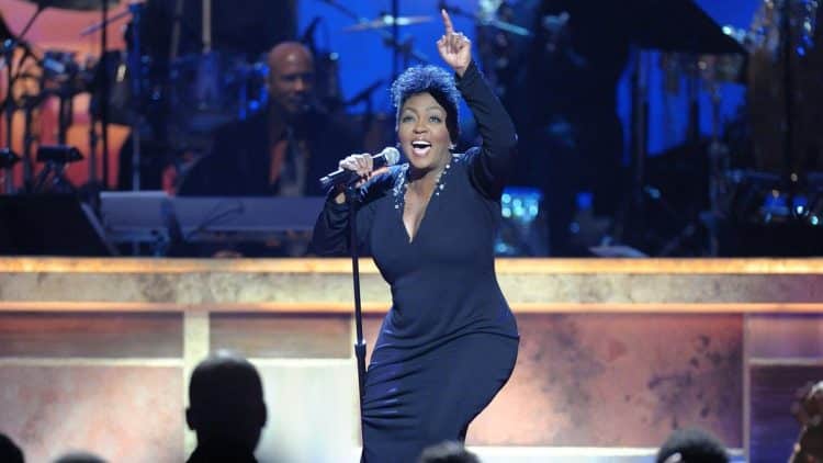 10 Best Anita Baker Songs of All Time - Singersroom.com