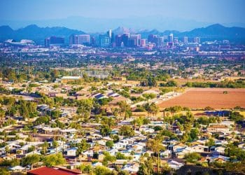 10 Famous Singers from Arizona