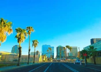 10 Famous Singers from Arizona