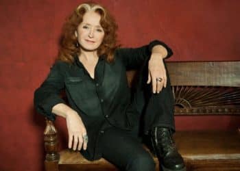 10 Best Bonnie Raitt Songs of All Time