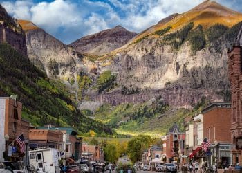 10 Famous Singers from Colorado