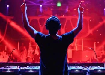 15 Best Electronic Music Songs of All Time