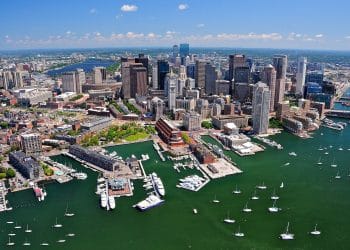 10 Famous Singers from Massachusetts