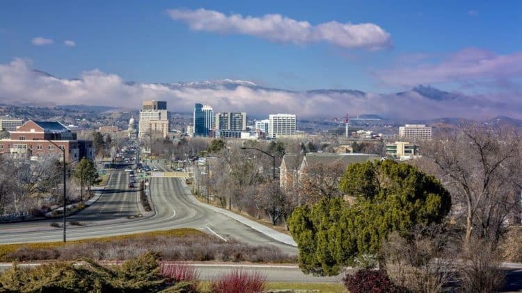 10 Famous Singers from Idaho