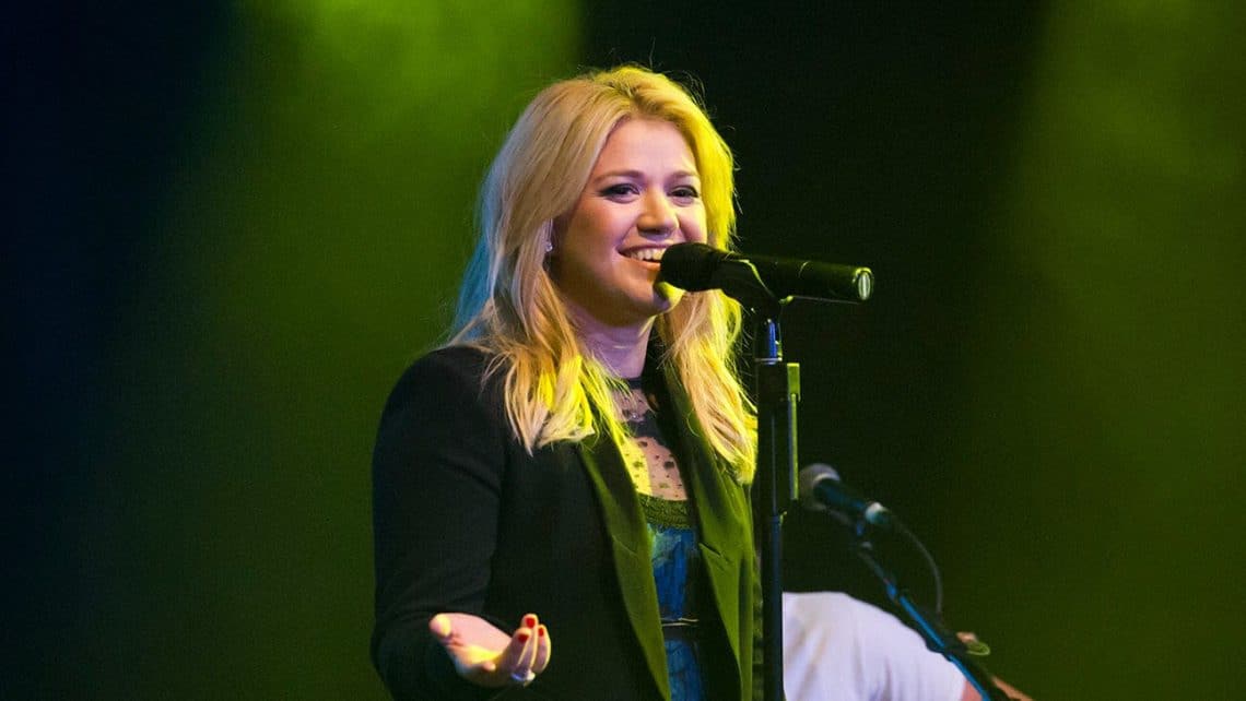 10 Best Kelly Clarkson Songs of All Time