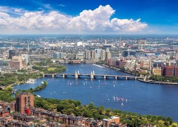 10 Famous Singers from Massachusetts