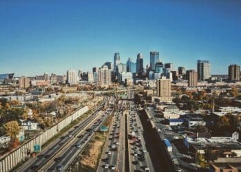 10 Famous Singers from Minnesota