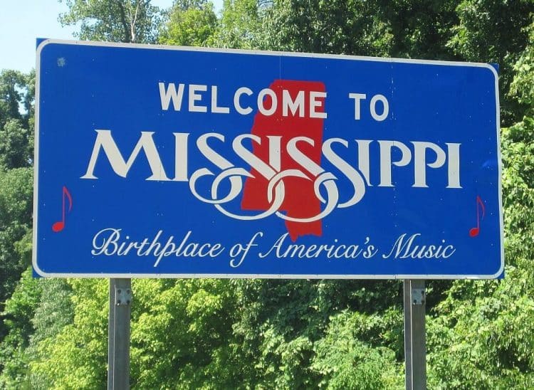 10 Famous Singers from Mississippi