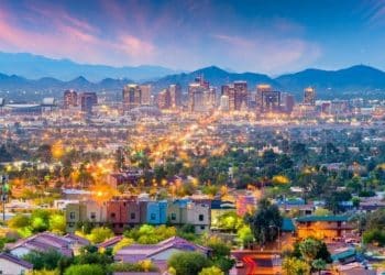 10 Famous Singers from Arizona