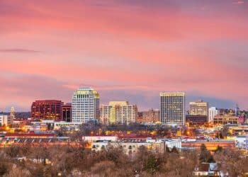 10 Famous Singers from Colorado