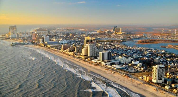 10 Famous Singers from New Jersey