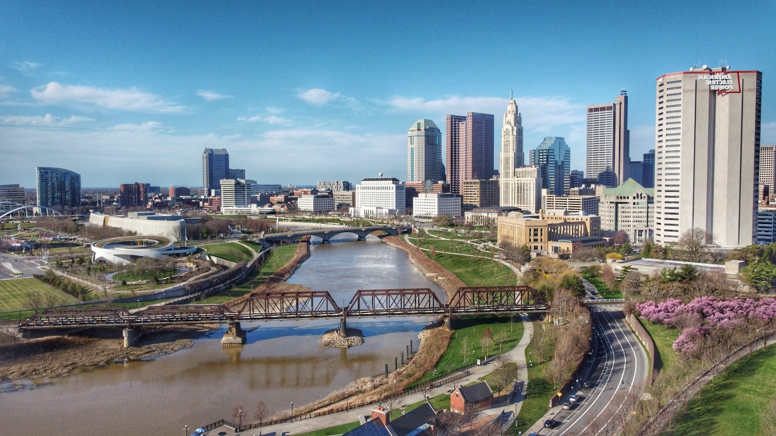 10 Famous Singers from Ohio