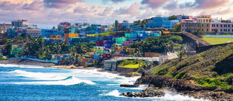 10 Famous Singers from Puerto Rico