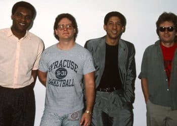10 Best Robert Cray Band Songs of All Time