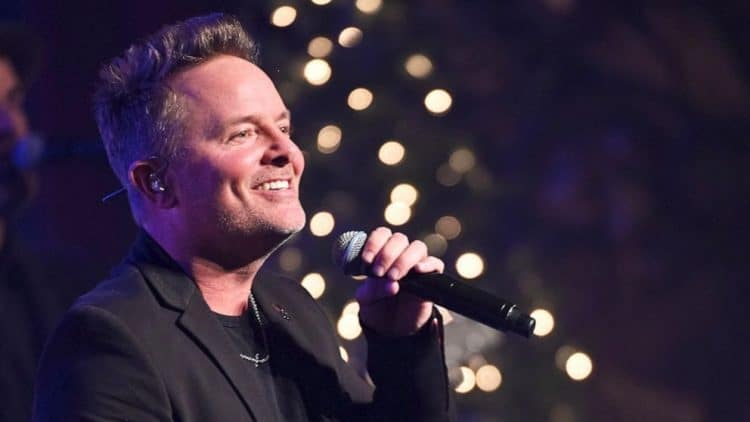 10 Best Chris Tomlin Songs of All Time