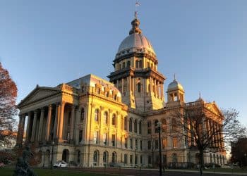 10 Famous Singers from Illinois