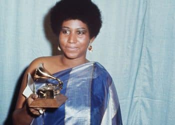 15 Best Female Singers of All Time