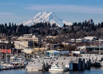 10 Famous Singers from Washington