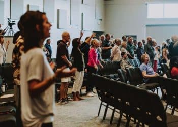 10 Best Worship Songs of All Time