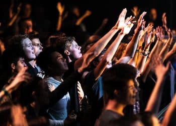 10 Best Worship Songs of All Time