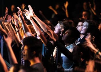 10 Best Worship Songs of All Time