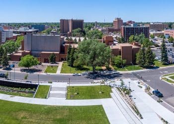 10 Famous Singers from Wyoming