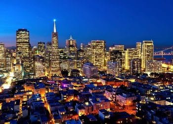 10 Famous Singers from California