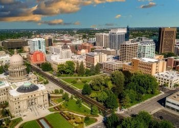 10 Famous Singers from Idaho