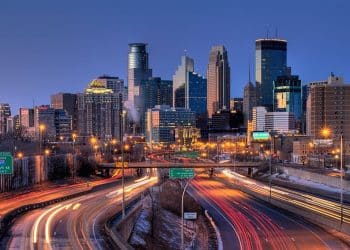 10 Famous Singers from Minnesota