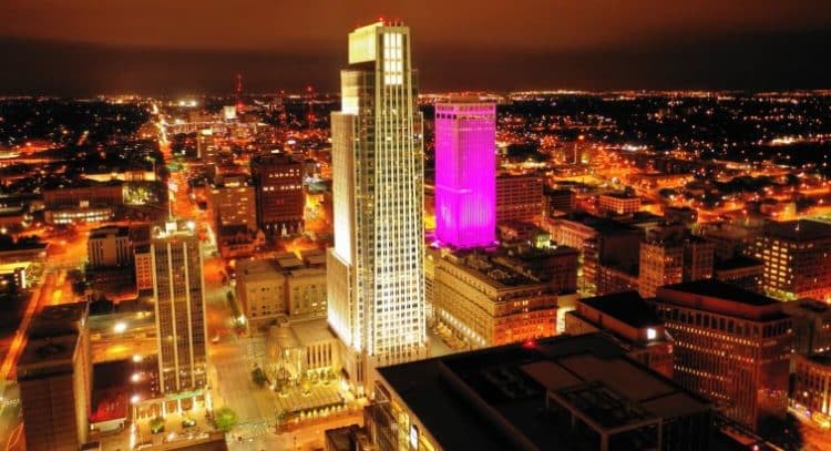 10 Famous Singers from Nebraska