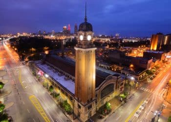 10 Famous Singers from Ohio