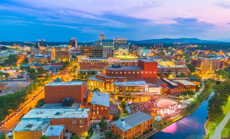 10 Famous Singers from South Carolina