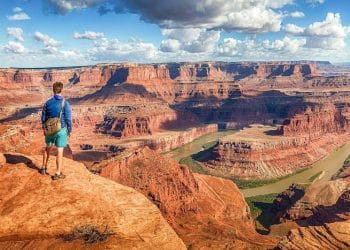 10 Famous Singers from Arizona