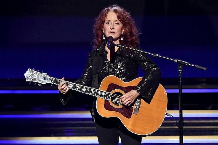 10 Best Bonnie Raitt Songs Of All Time - Singersroom.com