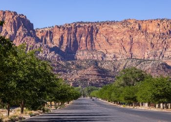 10 Famous Singers from Colorado