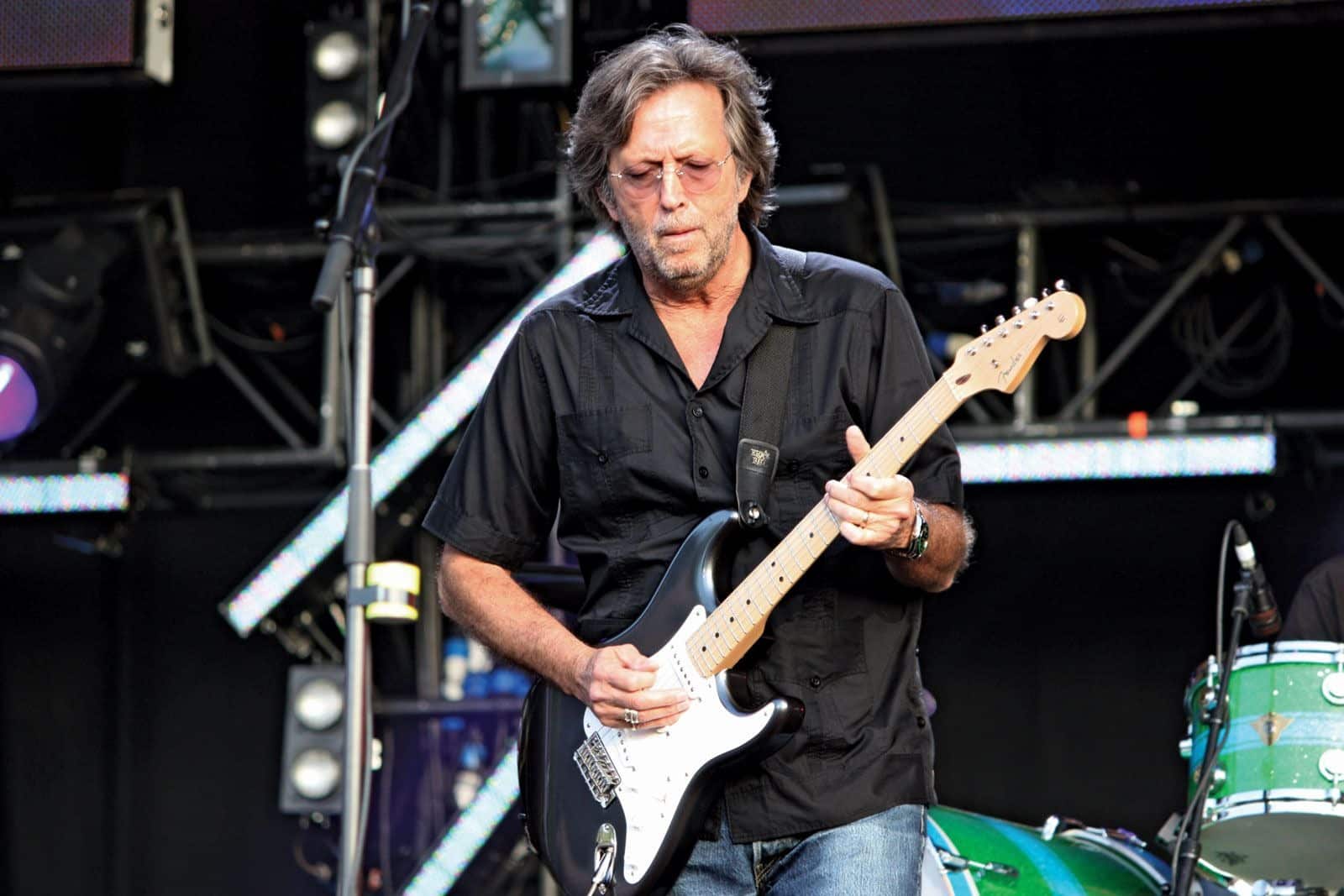 Story Behind 'Tears In Heaven' By Eric Clapton Is Heartbreaking