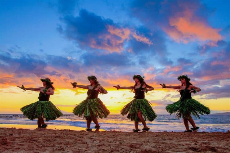 10 Famous Singers from Hawaii