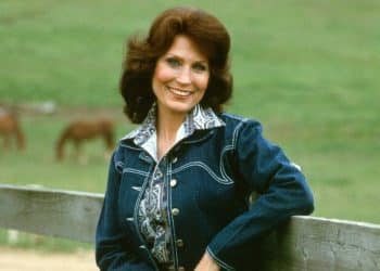 10 Best Loretta Lynn Songs of All Time