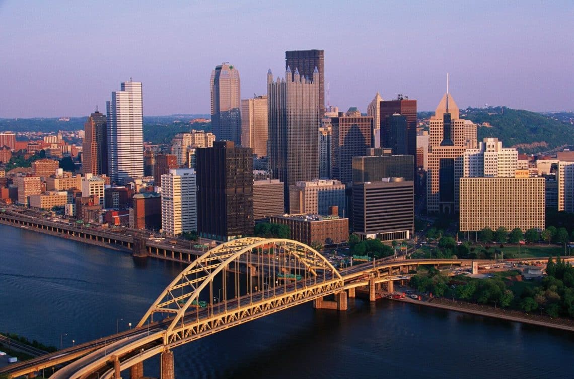 10 Famous Singers from Pennsylvania