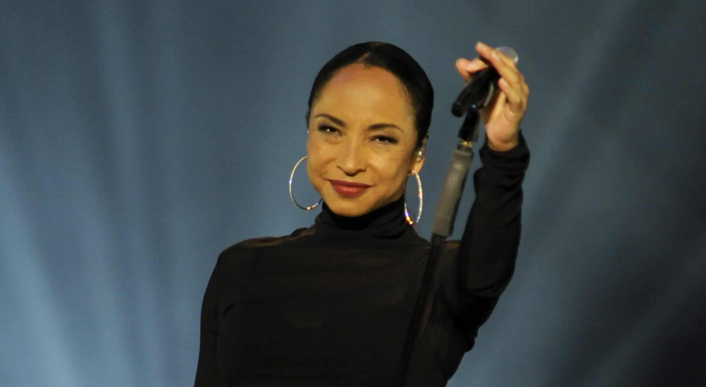 10 Best Sade Songs of All Time - Singersroom.com