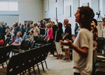 15 Best Christian Gospel Singers of All Time