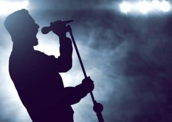 15 Best Male Singers of All Time