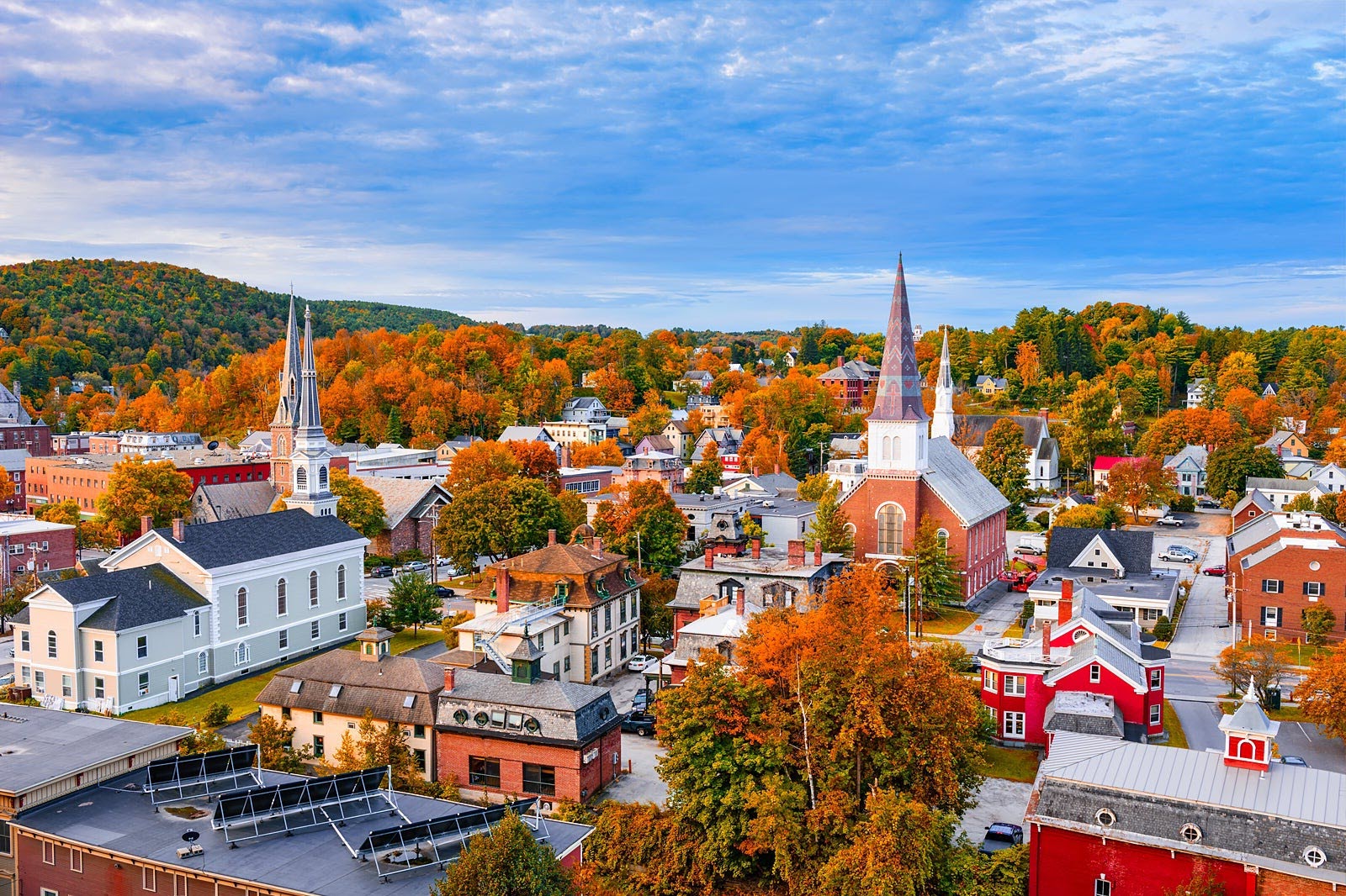 10 Famous Singers from Vermont - Singersroom.com