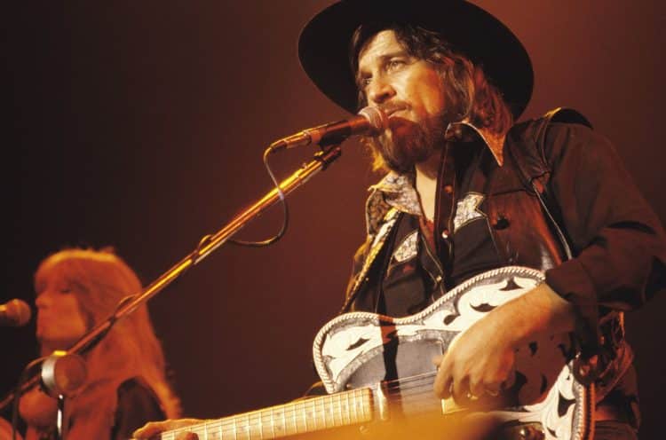 10 Best Waylon Jennings Songs of All Time