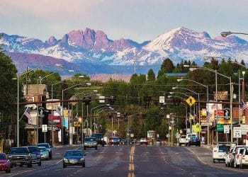 10 Famous Singers from Wyoming