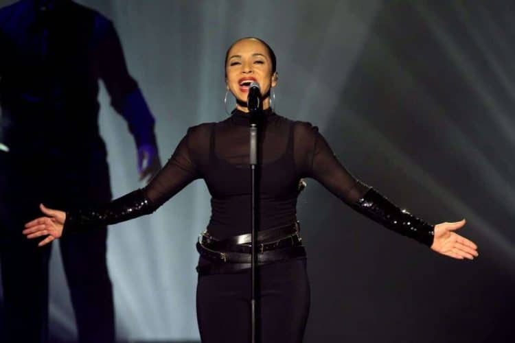 10 Best Sade Songs of All Time